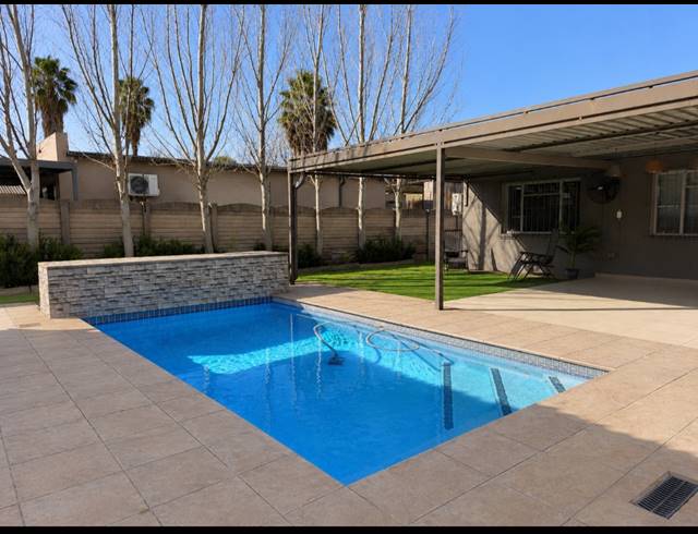 3 BEDROOM HOUSE FOR SALE IN THREE RIVERS